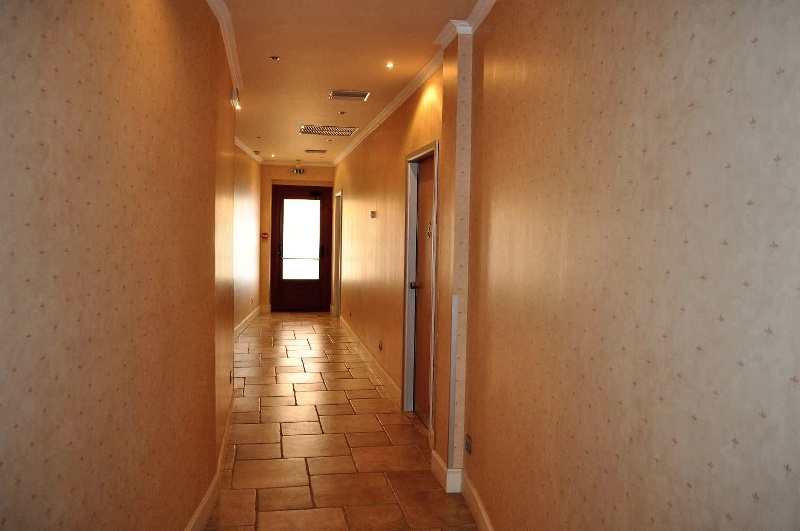 ./../img/013 AKPAION CORIDOR 2.jpg